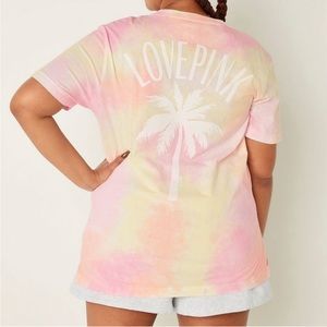 Vs pink campus tee
